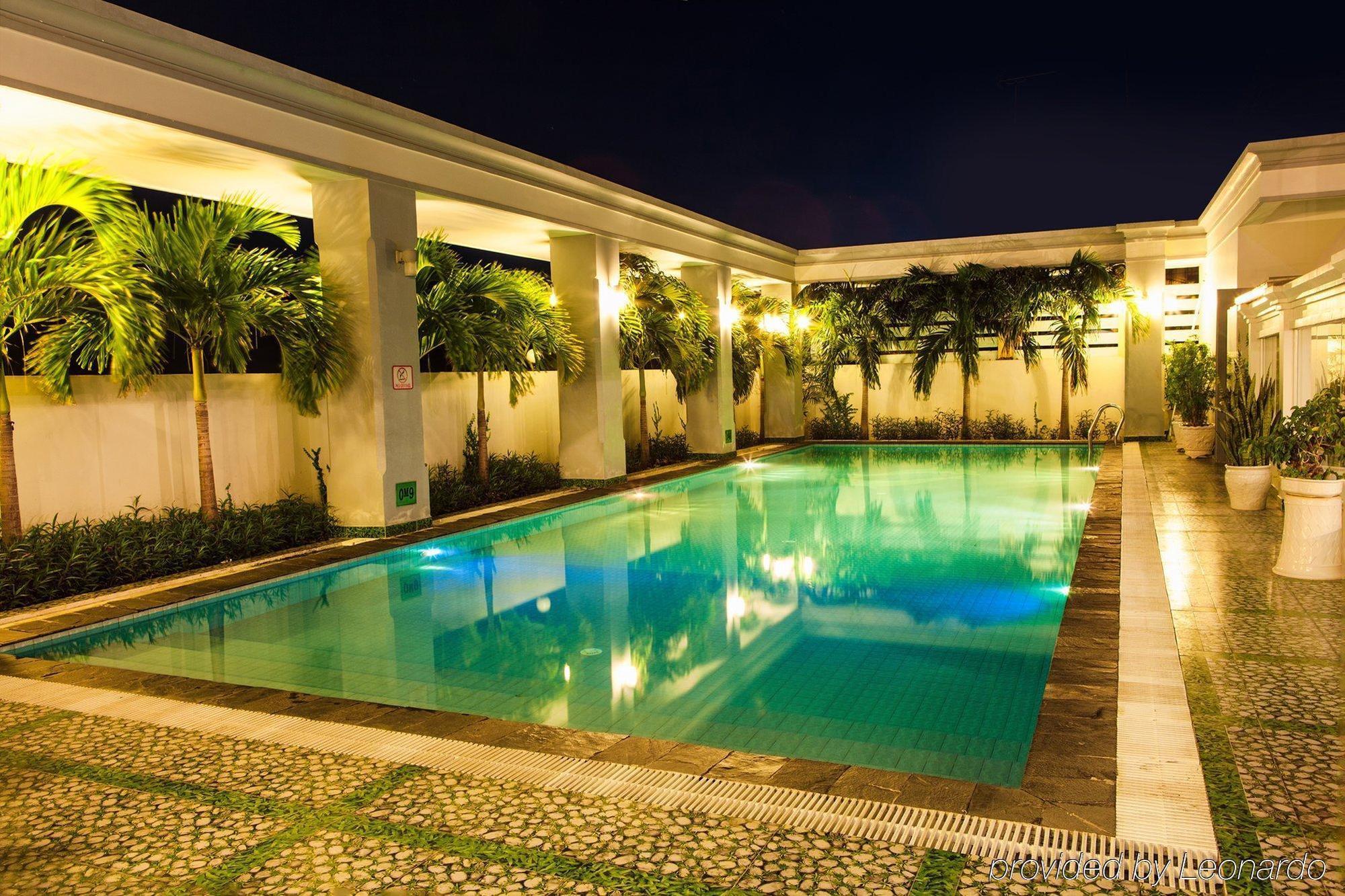 The Sun Hotel Nha Trang Esterno foto